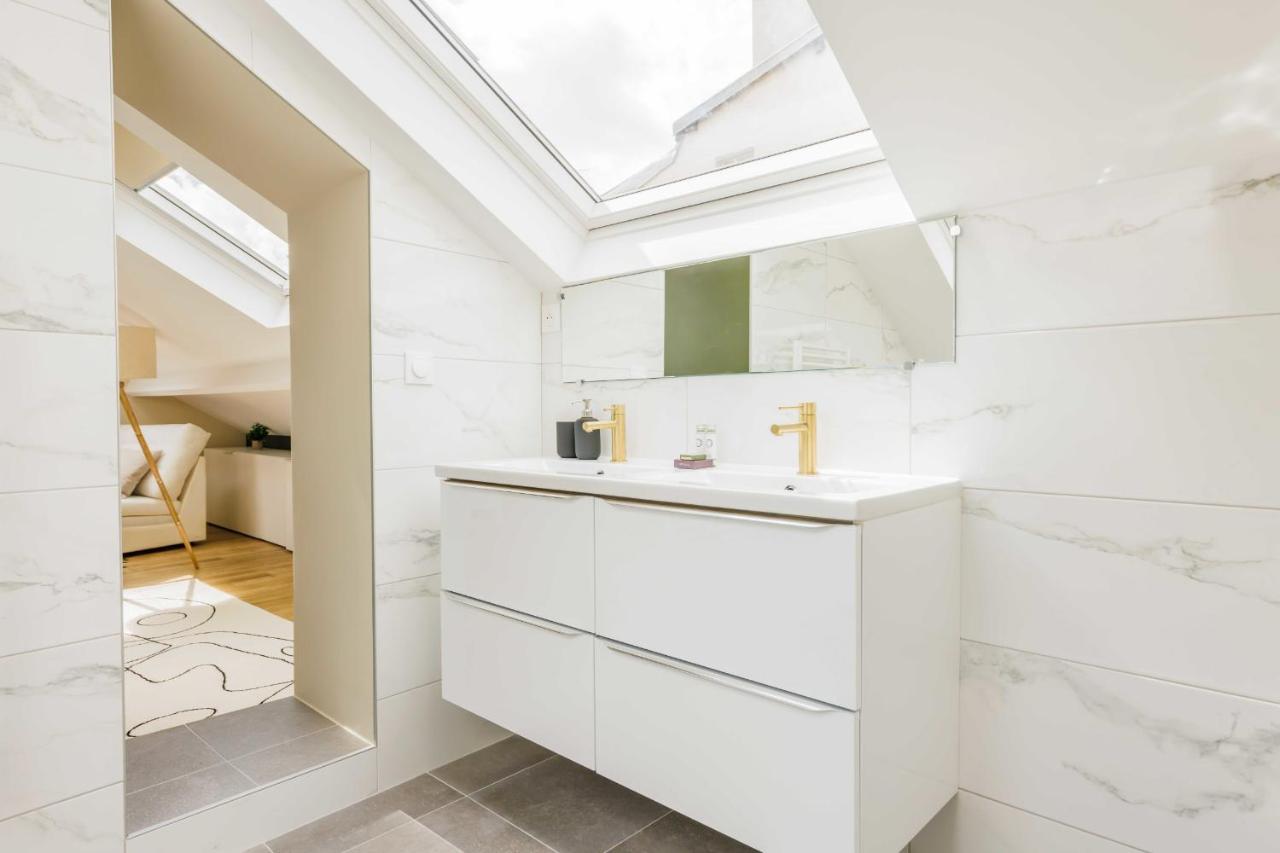 パリCharming Appart Duplex 7P2Br Le Maraisアパートメント エクステリア 写真