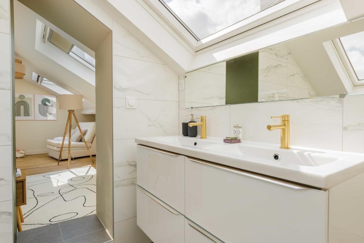 パリCharming Appart Duplex 7P2Br Le Maraisアパートメント エクステリア 写真